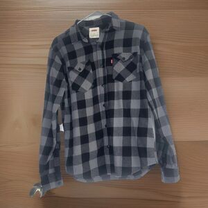 Levis Men’s Gray and Black Buffalo Plaid Western Flannel Button-up Shirt Size S
